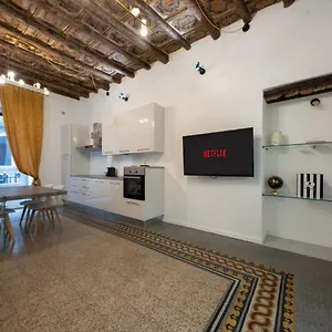 Casta Diva Luxury Apartment